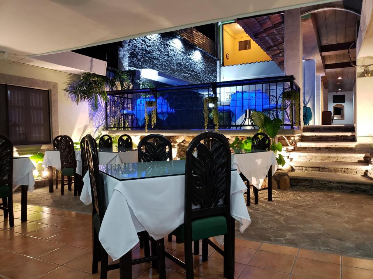 Hotel La Del Rey Primero 3*