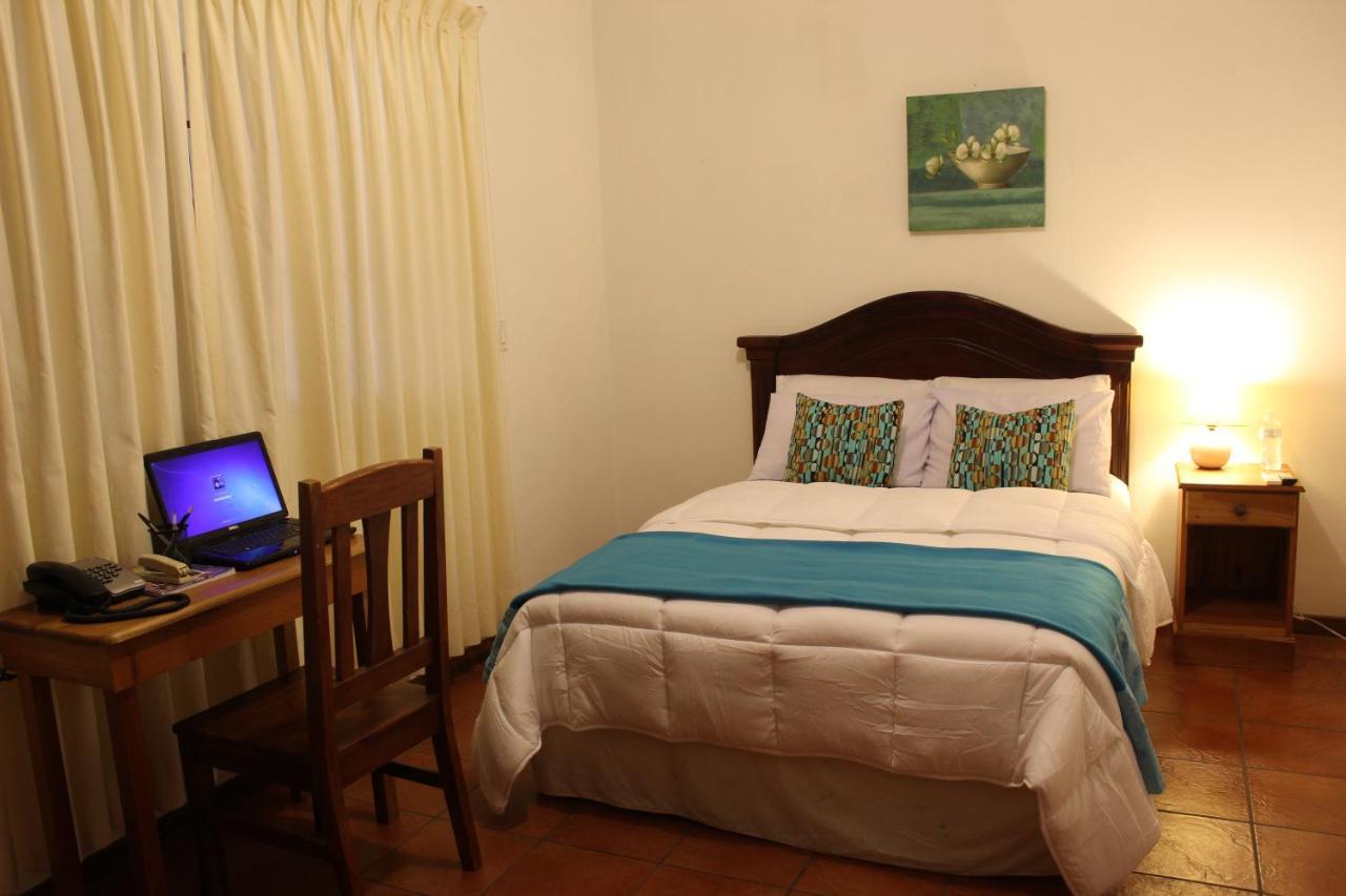 Hotel La Del Rey Primero San Salvador
