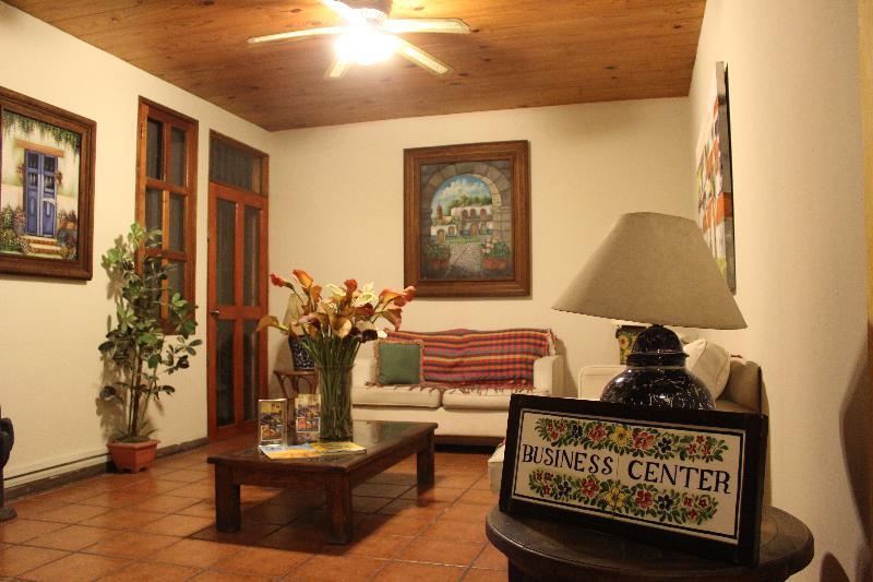 La Del Rey Primero Hotel 3*